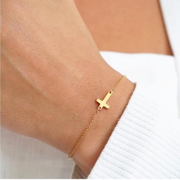 GOLD 18k Gold Plated Cross Chain Bracelet - Picture 1 of 3